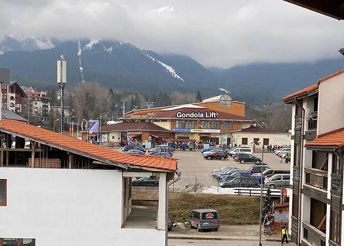 Large Gondola - Center, Neon