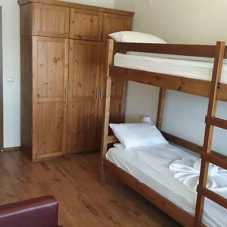 Large Gondola - Center, Neon Appartement *