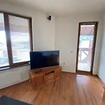 Large Gondola - Center, Neon Apartment