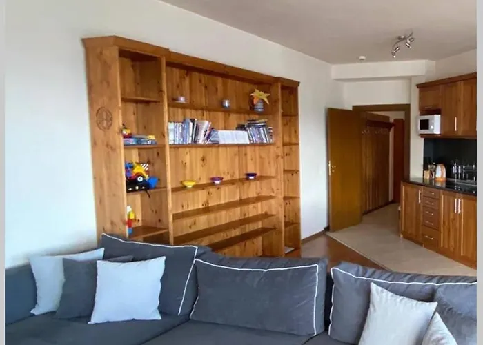 Daire Large Gondola - Center, Neon