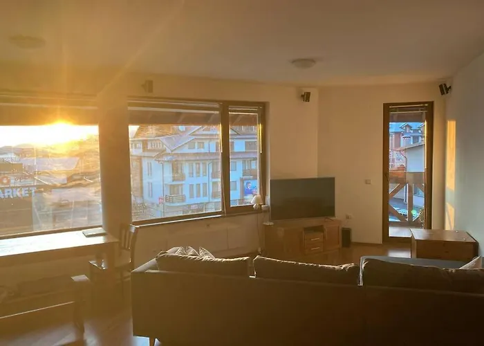 Apartman Large Gondola - Center, Neon